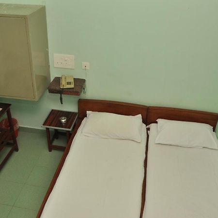 Valli Hotel Thanjavur ภายนอก รูปภาพ