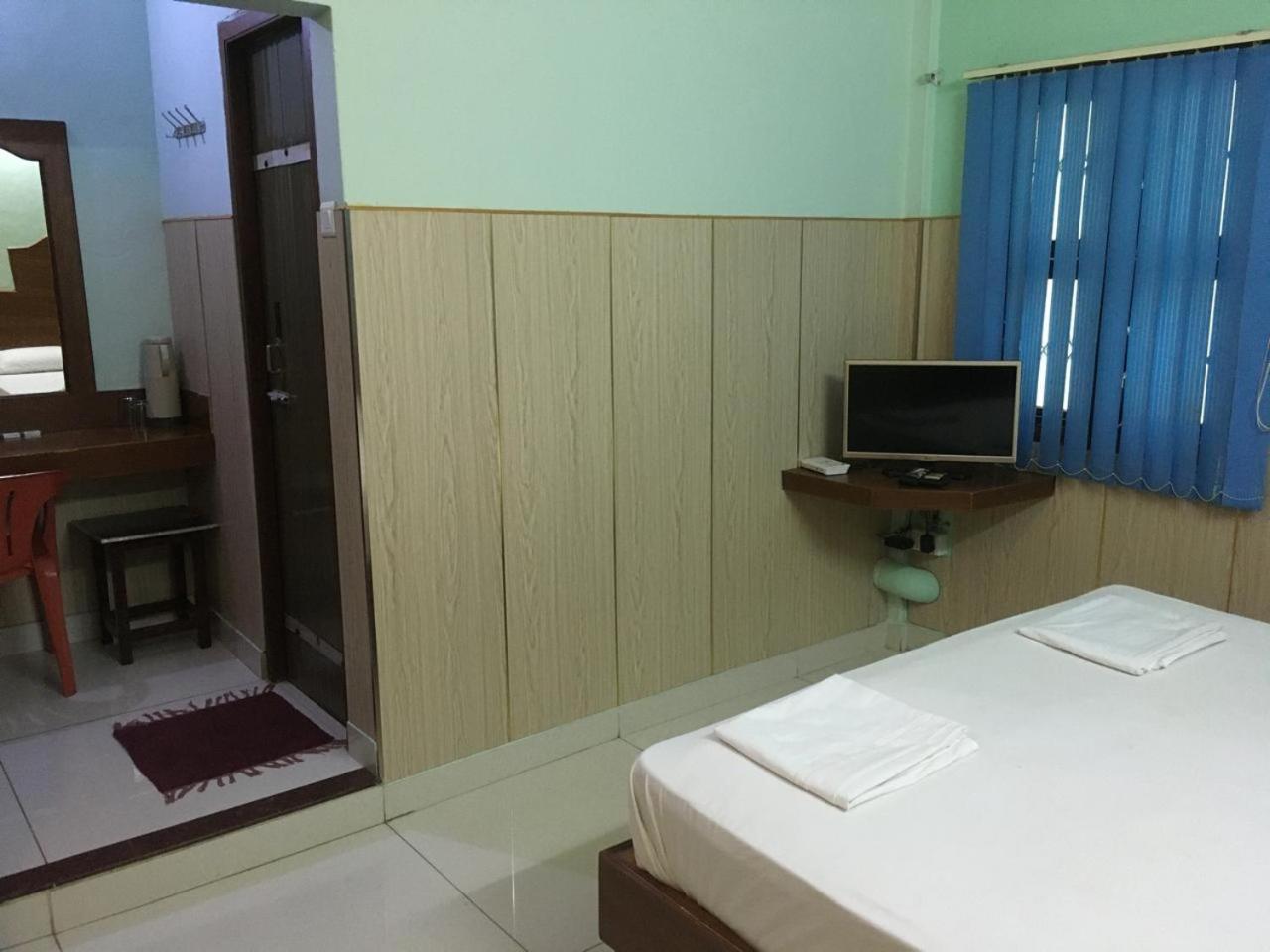 Valli Hotel Thanjavur ภายนอก รูปภาพ