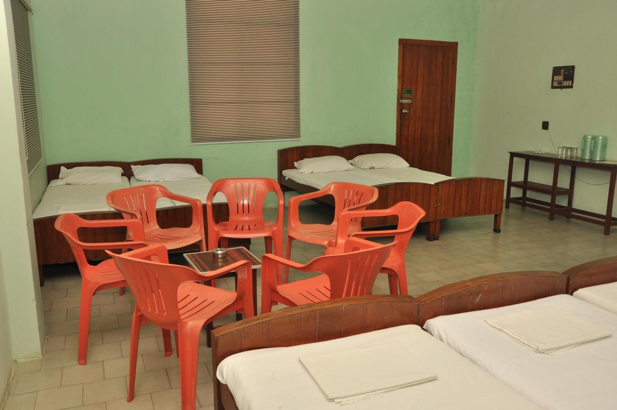 Valli Hotel Thanjavur ภายนอก รูปภาพ